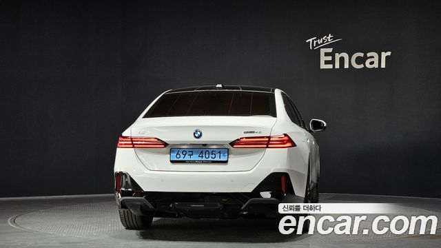 BMW i5 из Кореи Encar