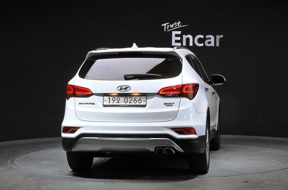 Hyundai Santafe Diesel 2.0 2WD Exclusive — пробег 129 061 км — фото 4 из 5