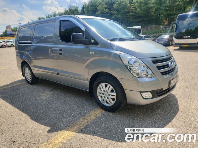 Hyundai Starex 3-Seater VAN Smart Special — пробег 187 000 км — фото 3 из 5