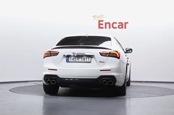 Maserati Ghibli 3.0 Diesel GranSport 3rd — пробег 125 173 км — фото 4 из 5