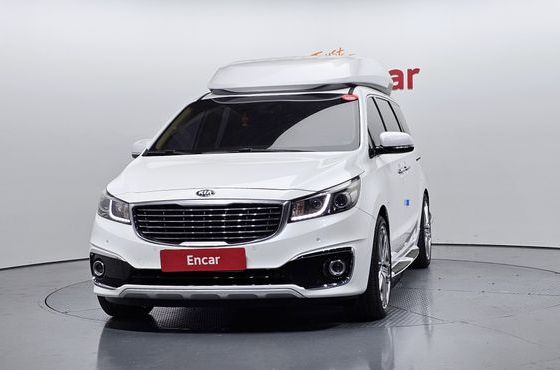 Kia Carnival 9-seater Hi-Limousine Prestige — пробег 205 554 км — фото 3 из 5