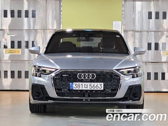 Audi A8 55 TFSI Quattro LWB — пробег 4 100 км — фото 3 из 5