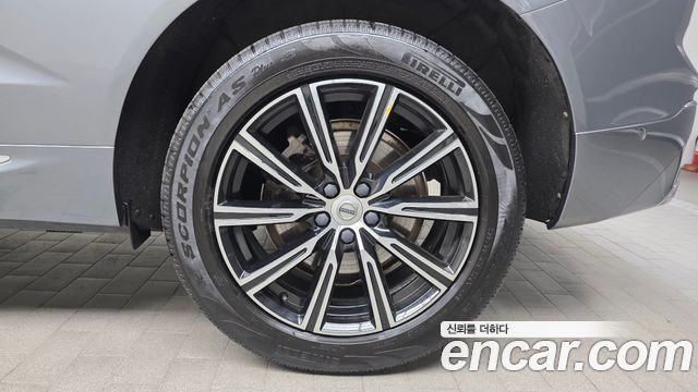 Volvo XC60 T6 Inscription — пробег 170 076 км — фото 5 из 5