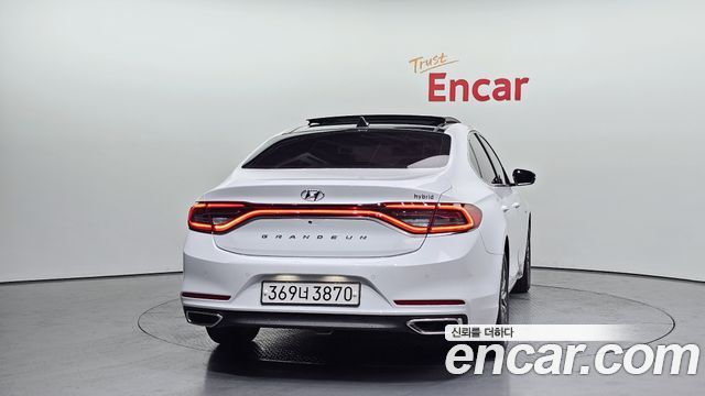 Hyundai Grandeur из Кореи Encar