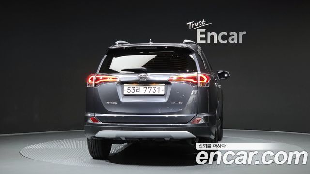 Toyota RAV4 из Кореи Encar