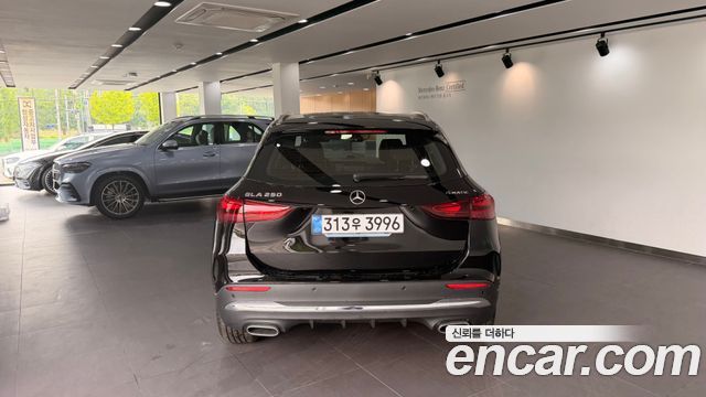 Mercedes-Benz GLA-Class из Кореи Encar