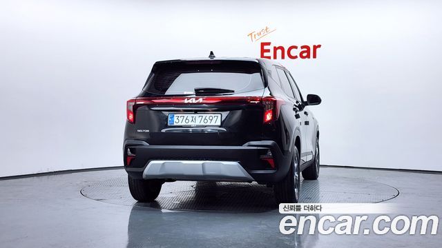 Kia Seltos из Кореи Encar