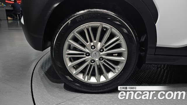Hyundai Kona из Кореи Encar