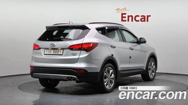 Hyundai Santafe Diesel(e-VGT) 2.2 4WD Exclusive — пробег 204 612 км — фото 2 из 5