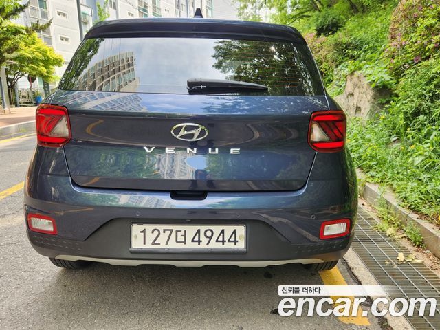 Hyundai Venue из Кореи Encar