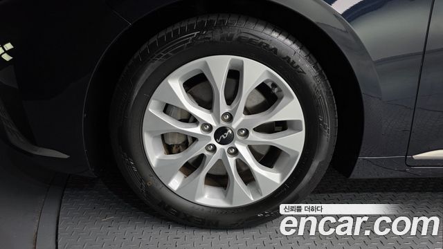 Kia K8 из Кореи Encar