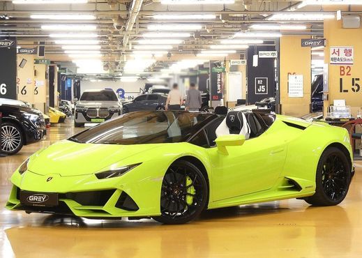 Lamborghini Huracan LP640-4 EVO Spyder — пробег 11 000 км — фото 2 из 5