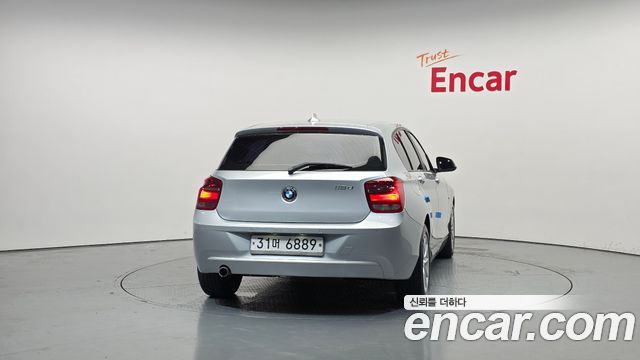 BMW 1-Series 118d Urban 5Dr — пробег 95 202 км — фото 4 из 5