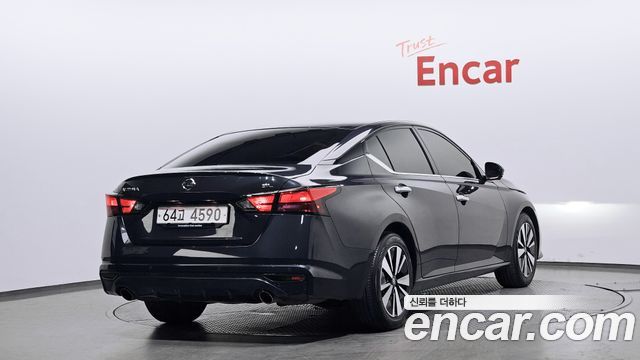 Nissan Altima из Кореи Encar