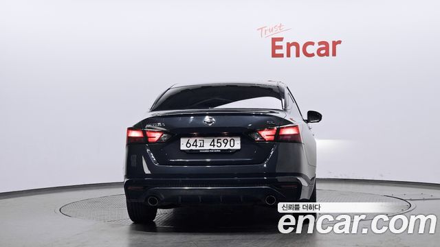 Nissan Altima из Кореи Encar