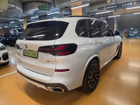 BMW X5 xDrive 40i M Sport — пробег 8 100 км — фото 4 из 5