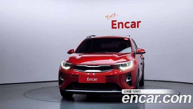 Kia Stonic из Кореи Encar