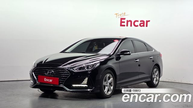 Hyundai Sonata 2.0 Modern — пробег 165 887 км — фото 1 из 5