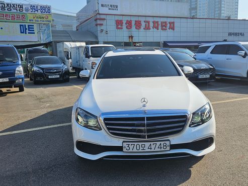 Mercedes-Benz E-Class E300 4MATIC Exclusive — пробег 104 364 км — фото 3 из 5
