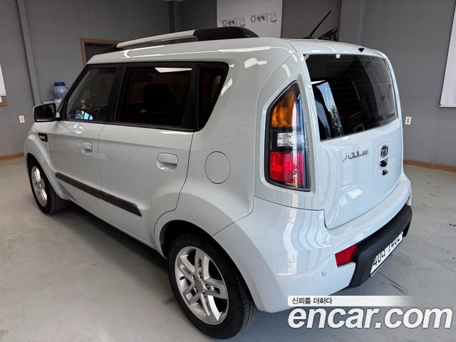 Kia Soul 1.6 2U Deluxe — пробег 122 761 км — фото 2 из 5