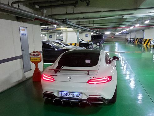 Mercedes-Benz AMG GT S 4.0 Edition1 — пробег 93 500 км — фото 5 из 5