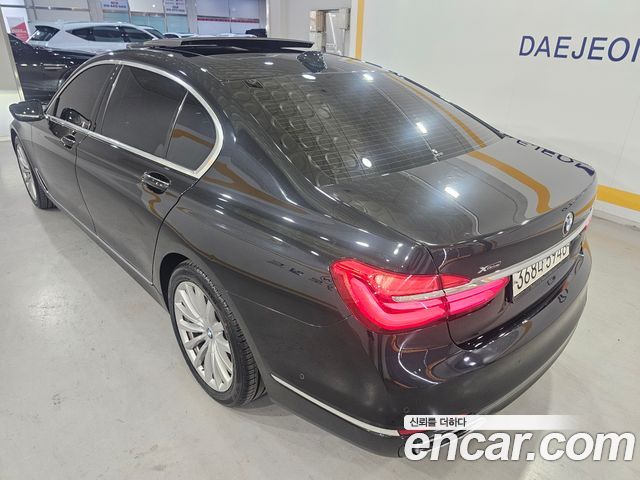 BMW 7-Series 730d xDrive — пробег 129 754 км — фото 5 из 5