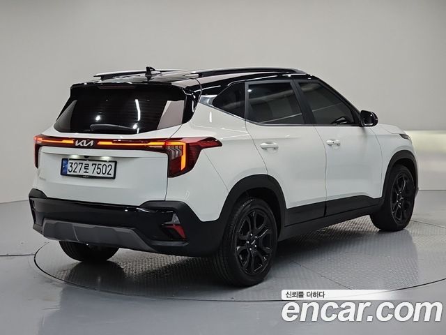 Kia Seltos из Кореи Encar