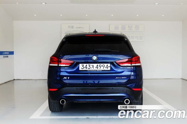 BMW X1 xDrive 20i Advantage — пробег 86 600 км — фото 4 из 5