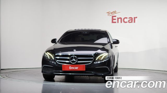 Mercedes-Benz E-Class из Кореи Encar