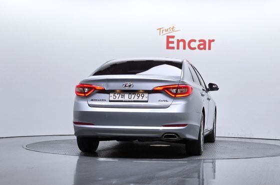 Hyundai Sonata 2.0 Smart — пробег 121 374 км — фото 4 из 5