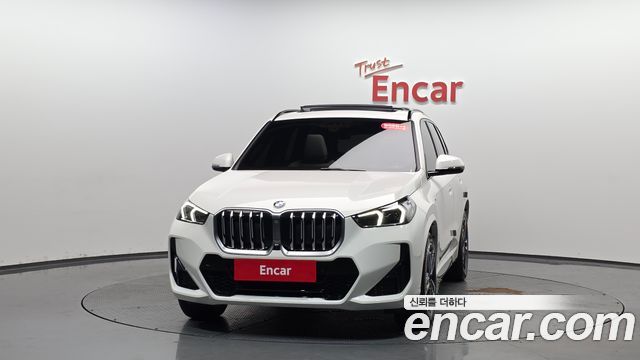 BMW X1 sDrive 18d M Sport — пробег 12 050 км — фото 3 из 5