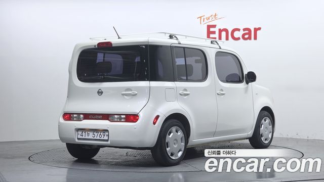 Nissan Cube из Кореи Encar