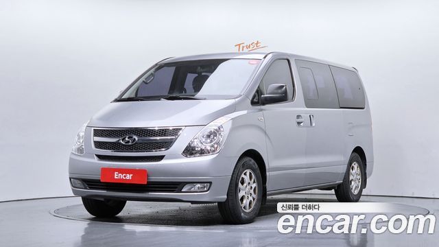 Hyundai Starex 11-Seater Wagon CVX Luxury — пробег 135 839 км — фото 1 из 5