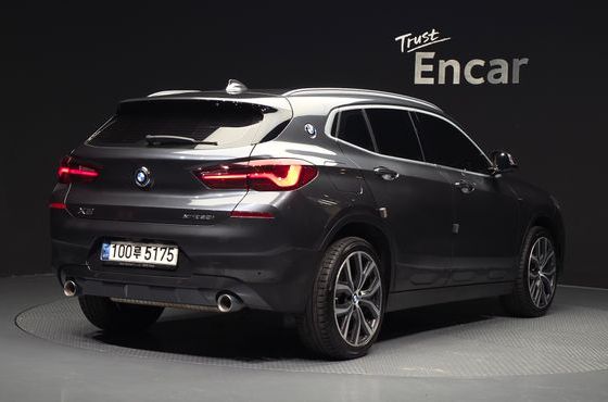 BMW X2 (F39) xDrive20i Advantage — пробег 54 502 км — фото 2 из 5