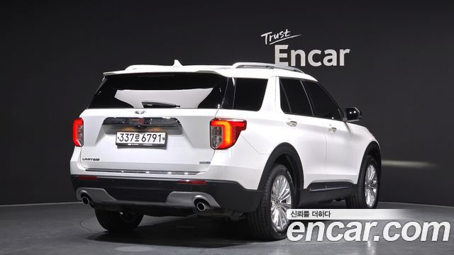 Ford Explorer 2.3 LimIted 4WD — пробег 107 390 км — фото 2 из 5