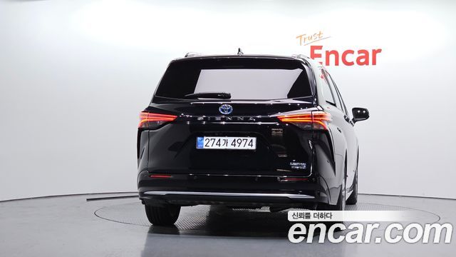 Toyota Sienna из Кореи Encar