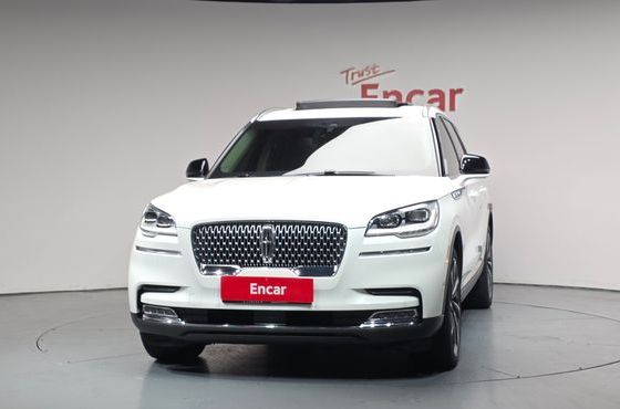 Lincoln Aviator 3.0 Reserve AWD — пробег 40 323 км — фото 3 из 5
