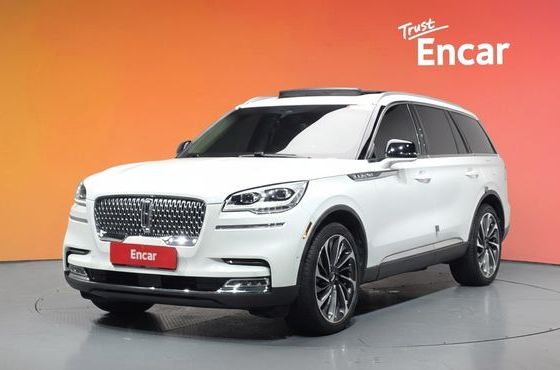 Lincoln Aviator 3.0 Reserve AWD — пробег 40 323 км — фото 1 из 5