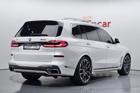 BMW X7 xDrive 40d M Sport 7 STR — пробег 57 614 км — фото 2 из 5