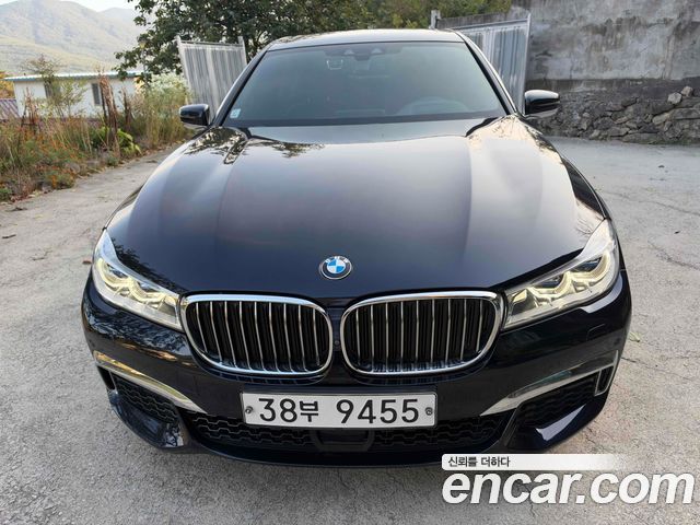 BMW 7-Series 740Li xDrive M Sport Package — пробег 117 000 км — фото 1 из 5