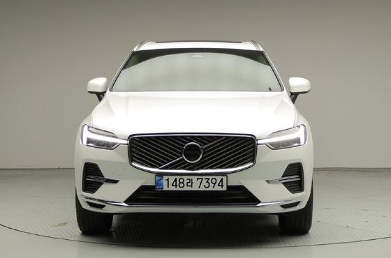 Volvo XC60 T8 Ultra Bright — пробег 4 669 км — фото 3 из 5