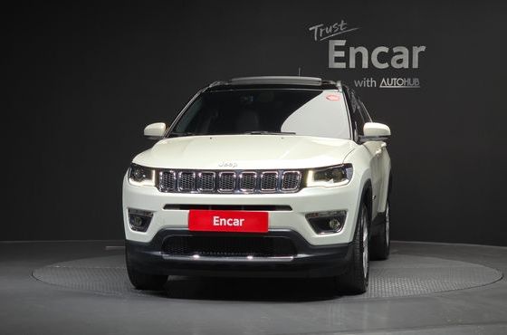 Jeep Compass 2.4 Limitied AWD — пробег 25 544 км — фото 3 из 5