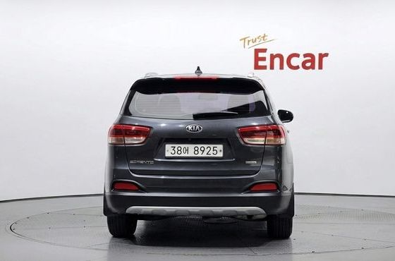 Kia Sorento Diesel 2.0 2WD Prestige — пробег 169 188 км — фото 4 из 5