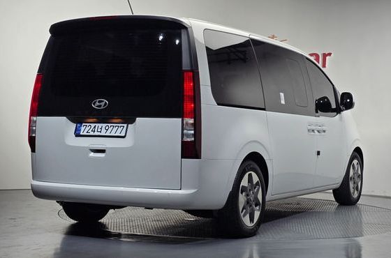 Hyundai Staria Tourer 11-Seater Modern — пробег 21 830 км — фото 2 из 5
