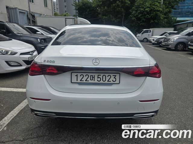 Mercedes-Benz E-Class из Кореи Encar