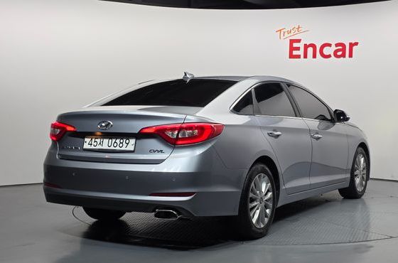 Hyundai Sonata 2.0 Smart — пробег 197 267 км — фото 2 из 5