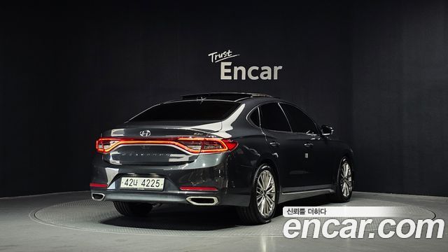 Hyundai Grandeur 2.2 Diesel Premium Special — пробег 116 517 км — фото 2 из 5