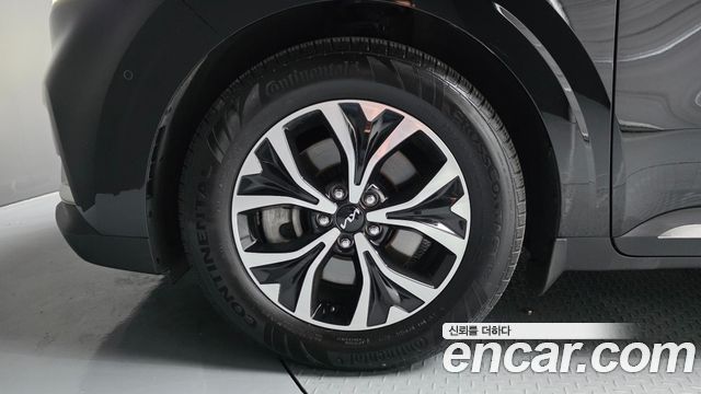 Kia Carnival Gasoline 11-Seater Signature — пробег 67 082 км — фото 5 из 5