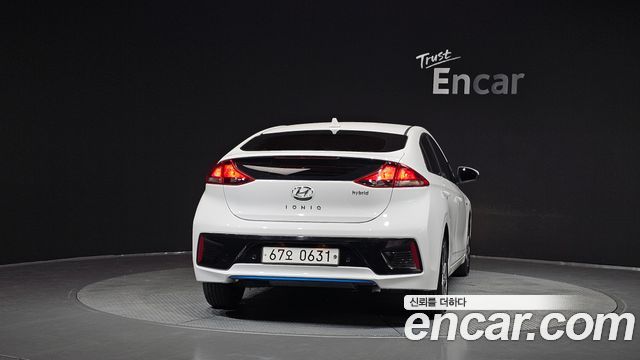 Hyundai Ioniq из Кореи Encar