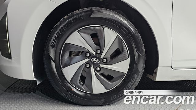 Hyundai Ioniq из Кореи Encar